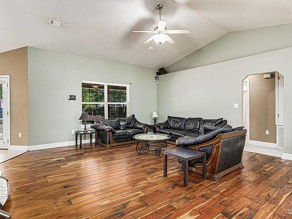 3rd image of 2368 Salamanca St