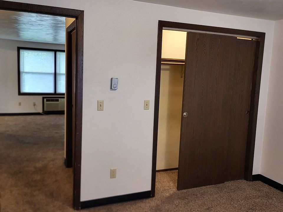 North Aire Apartments 1200 University Dr WI Zillow