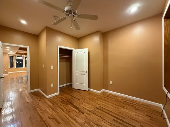 1183 Putnam Avenue image 11 of 18