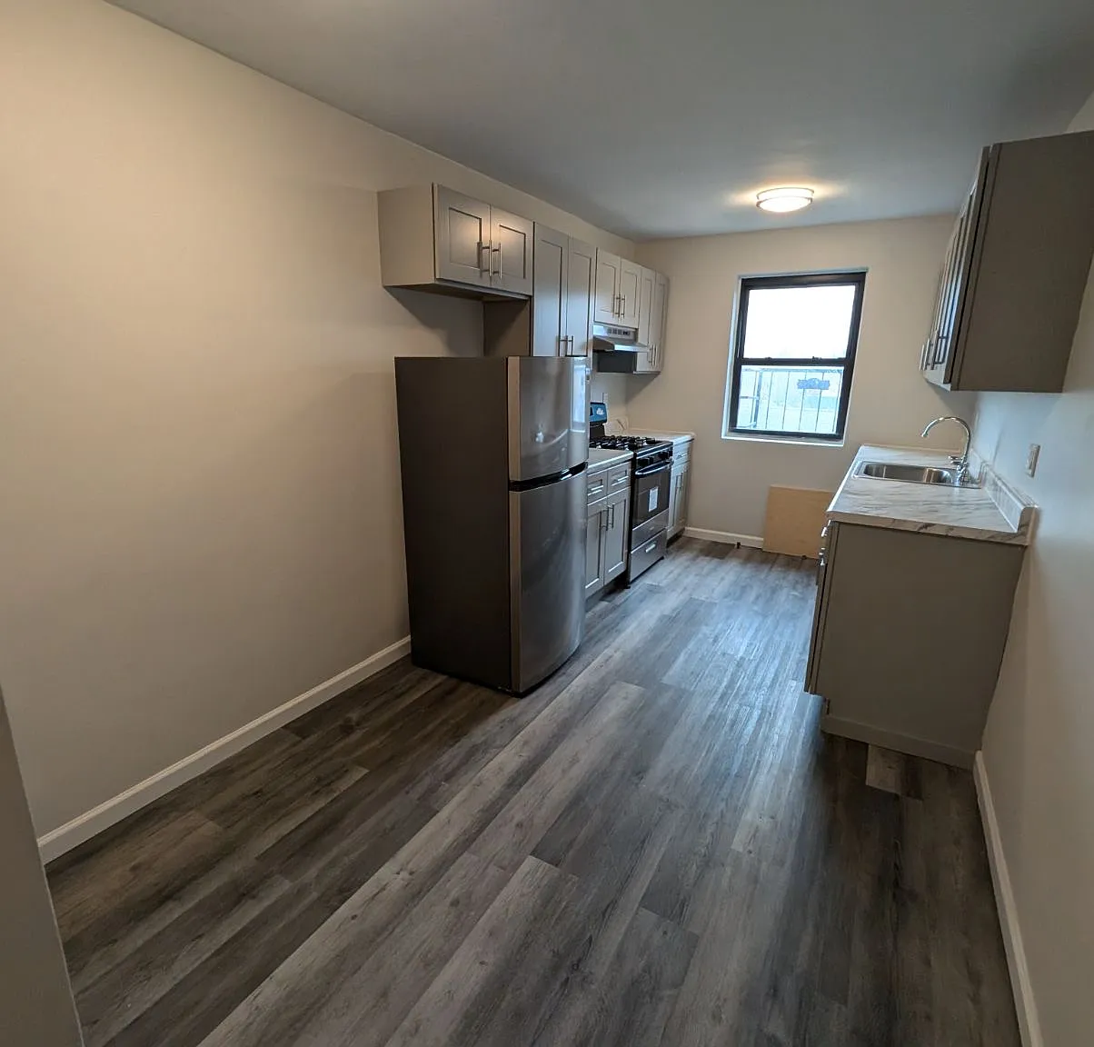 1 bed, 700 sqft, $1,835 — Photo 2