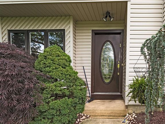 2nd image of 191 Pear Dr