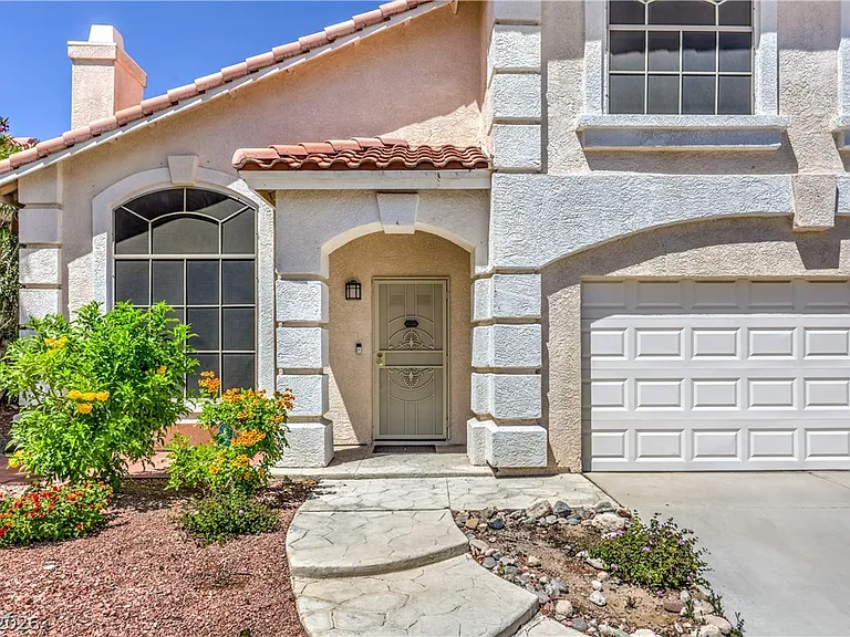 10035 Daybreak Dew Ct — Photo 4