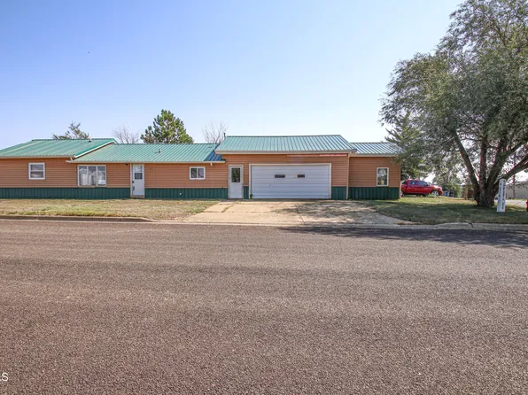 601 Minnesota Ave, Mott, ND 58646