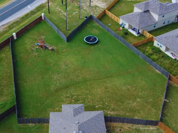 13102 HEATHERS MIST, St Hedwig, TX 78152