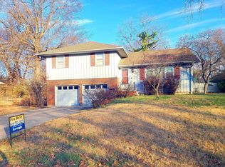 9017 Main St, Kansas City, MO 64114