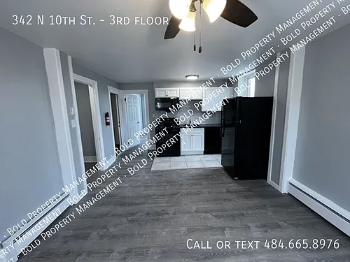 342 N 10th St #3 Photo 1