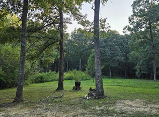 595 John Q Wyatt Rd, Crossville, TN 38571