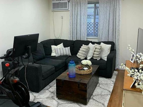3rd image of 20-50 45th St #1R
