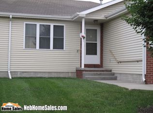 2081 Colorado Dr, Lincoln, NE 68521