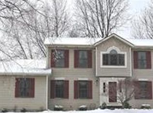 464 Dunbar Rd, Tallmadge, OH 44278