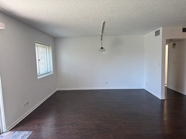 3220 Sanders Rd #3B — Photo 2