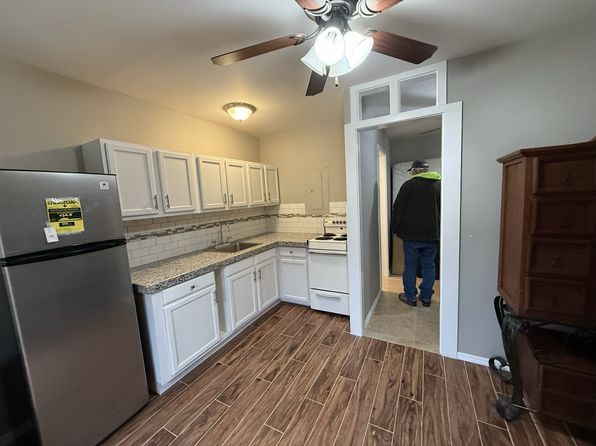 4441 E Big Valley Dr APT 6