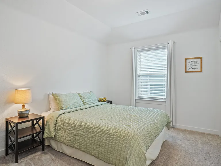525 Overton Ave — Photo 19