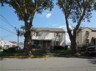 686 Jacques St, Perth Amboy, NJ 08861
