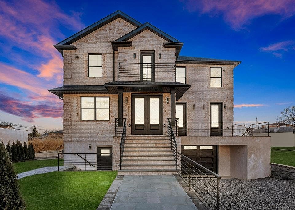 1st image of 1 Victoria Ln #1B