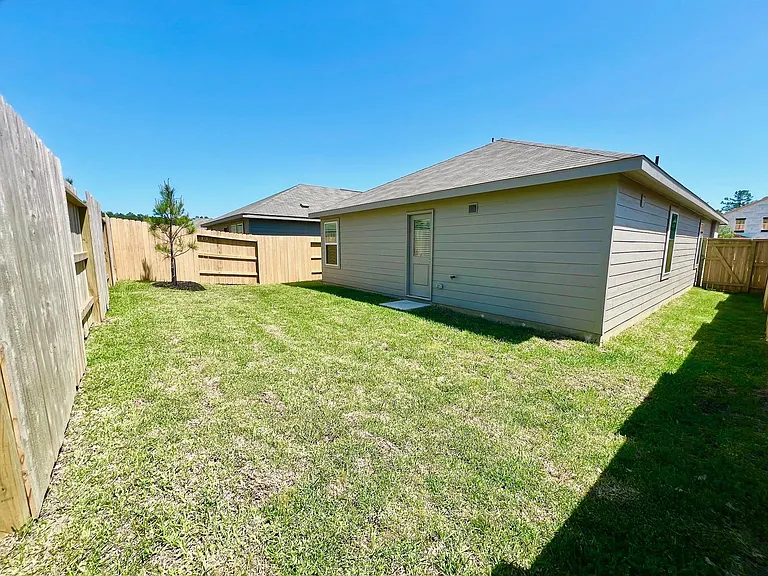 3019 Mallorca Dr — Photo 13