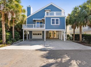 807 Schloss St, Wrightsville Beach, NC 28480