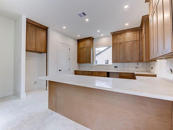 3rd image of 4511 Nolda St