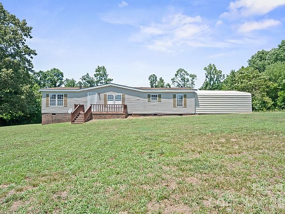 3rd image of 153 Wild Cherry Dr