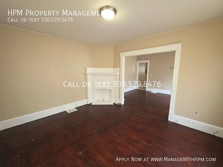569 E Exchange St — Photo 9