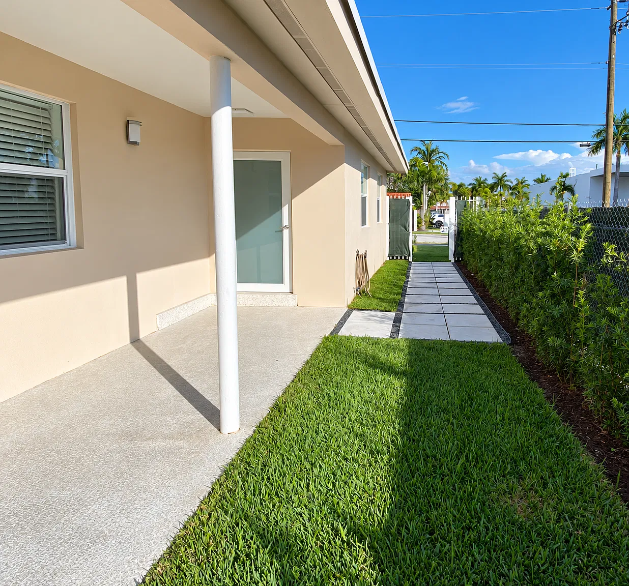 3 bed, 1400 sqft, $2,950 — Photo 1