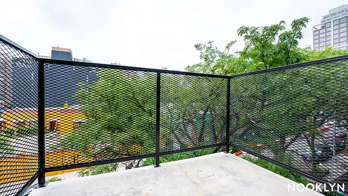 Rented by Nooklyn NYC LLC | media 170