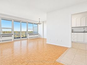 10 Shallmar Blvd