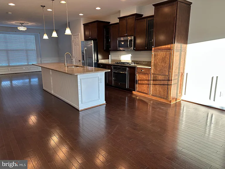9075 Alexander Way — Photo 12