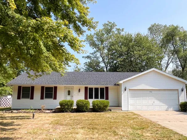 11460 Robinshire St, Temperance, MI 48182
