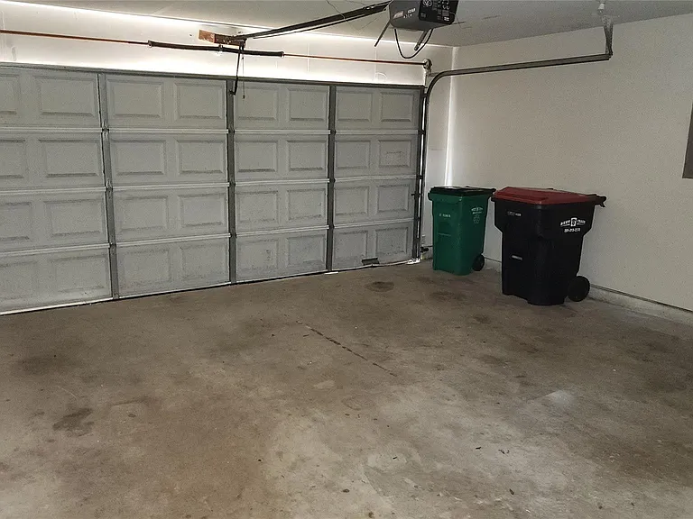 12311 Carriage Oak Cir — Photo 29