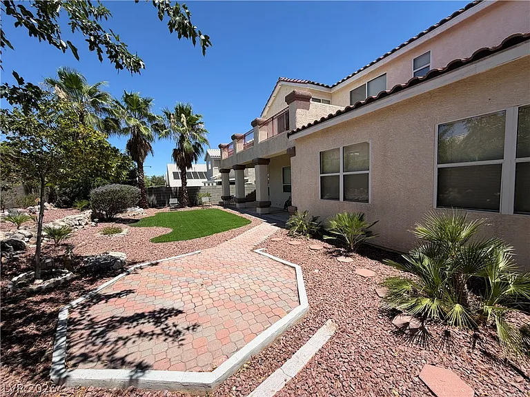 2381 Goldfire Cir — Photo 42