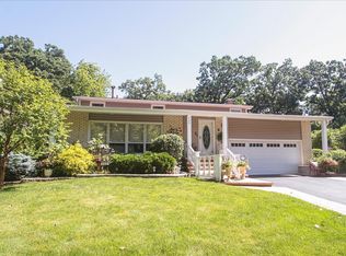 428 Spruce Dr, Schaumburg, IL 60193