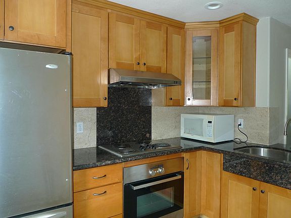 2nd image of 5-7385 Rainbow Pl #5