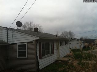 1892 Quayle Dr, Akron, OH 44312