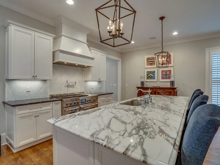 2424A Abbott Martin Rd — Photo 10
