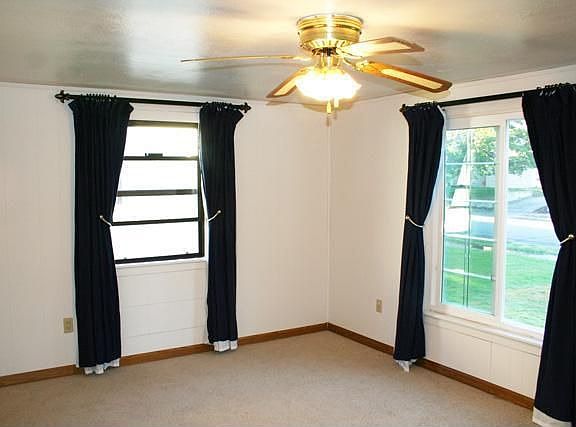 3rd image of 418 E Rich Ave