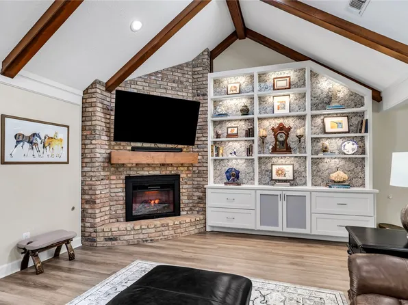 3005 Camelot Dr NW, Bryan, TX 77802