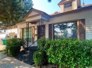 905 7th St, Sparks, NV 89431