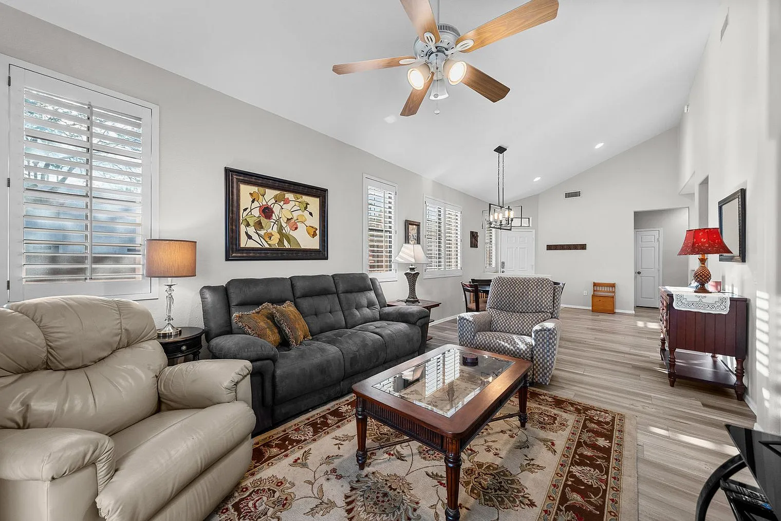 2 bed, 2.0 bath, 968 sqft, $2,483 — Photo 1