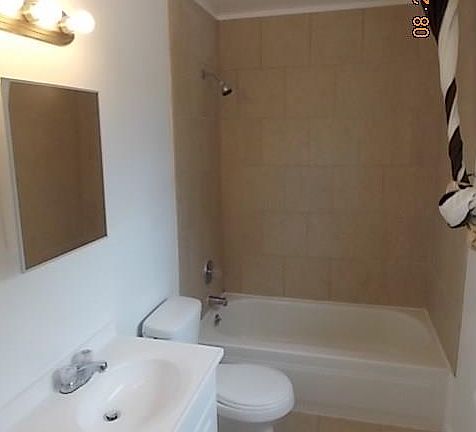 3rd image of 5435 Campton Ct