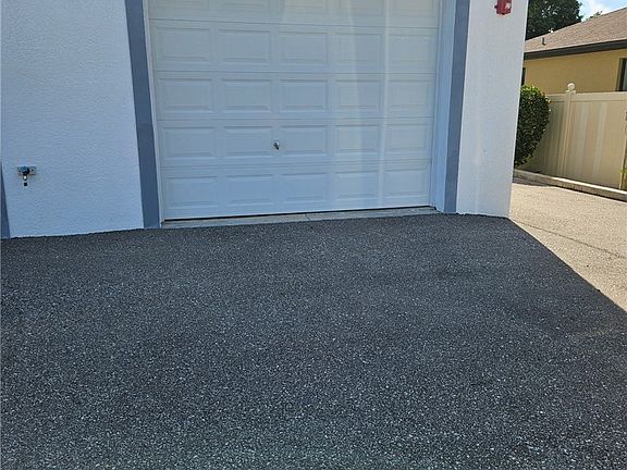 2nd image of 4425 SW Santa Barbara Pl #203
