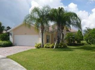 8377 Rosalie Ln, Wellington, FL 33414