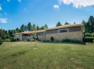 119 Oak St, Windber, PA 15963
