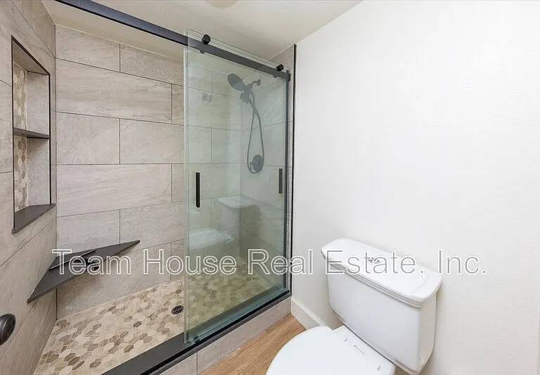 27725 Wakefield Rd — Photo 13