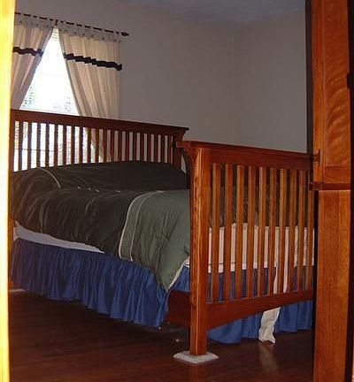 5th image of 1005 Irving Ave