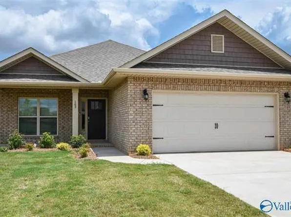 109 River Haven Dr, Madison, AL 35756