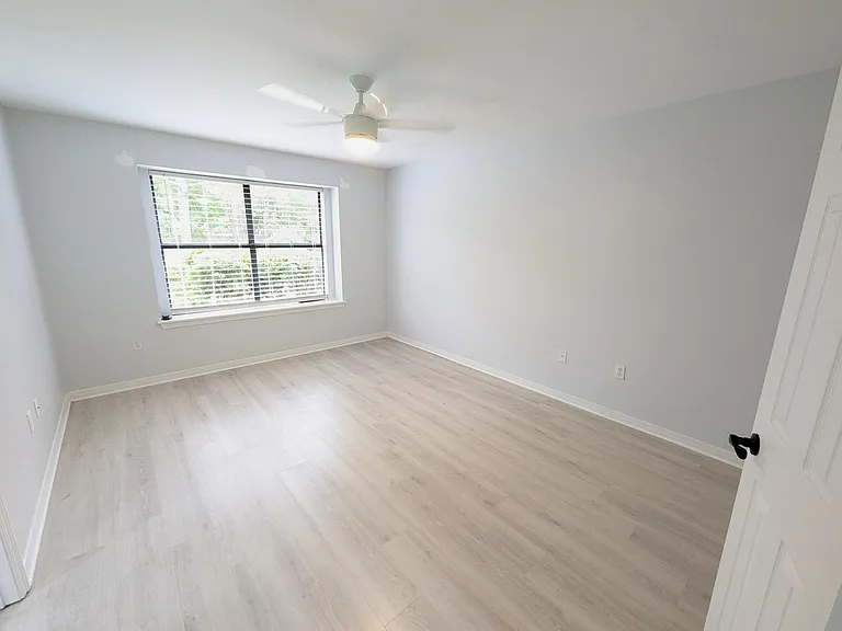 1837 Sunrise Dr — Photo 16