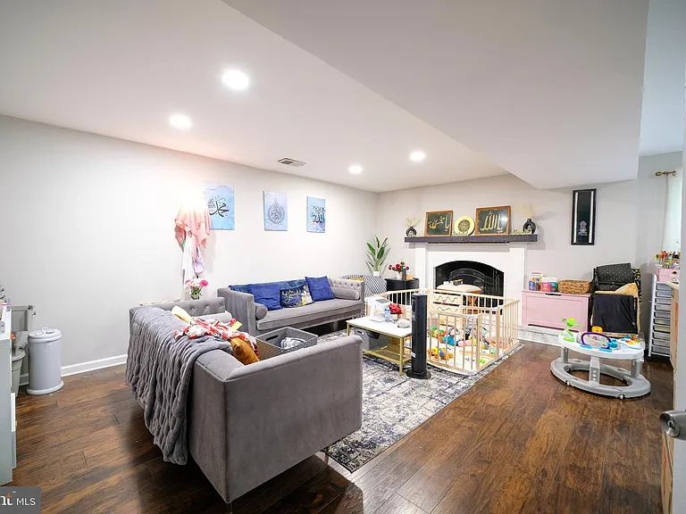 4918 Althea Dr — Photo 20