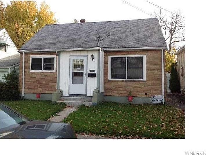 1st image of 245 Courtland Ave