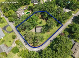1907 Independence Sq, Iuka, MS 38852